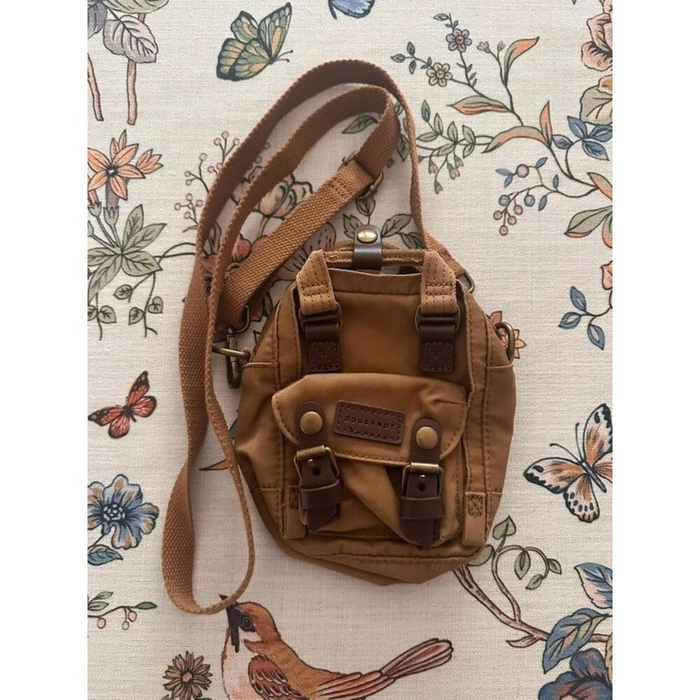 Doughnut Macaroon Tiny Crossbody